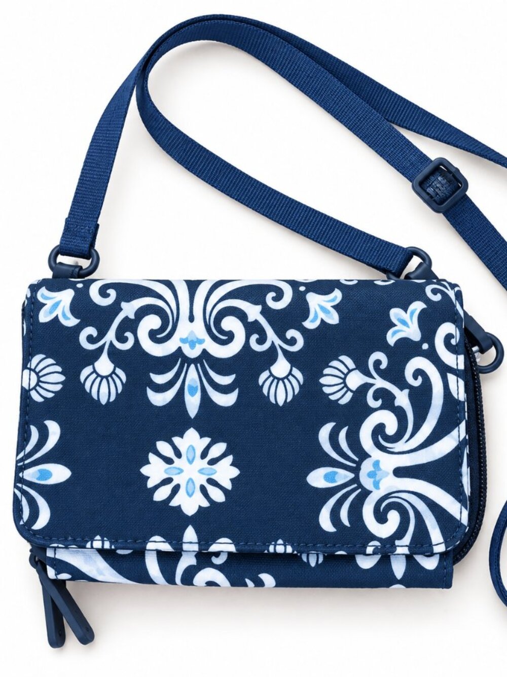 Vera Bradley Lighten Up RFID 3-in-1 Crossbody Steel Blue Medallion